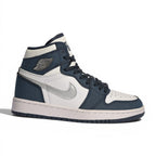 Air Jordan 1 Mid "Midnight Navy".